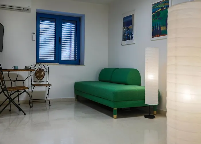 Hvar Old Dalmatian House Junior Suite - Deck 1